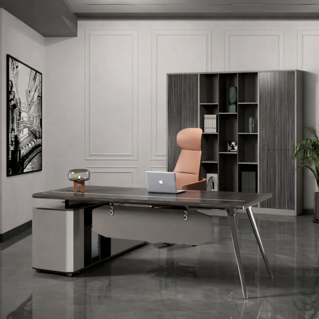 Ղեկավարի գրասեղան