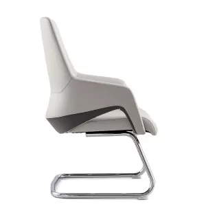 Briefing chair